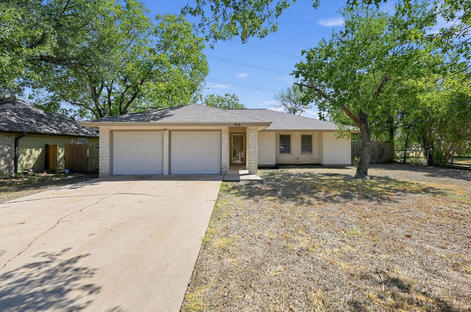914 Garden Meadow DR - Photo 1