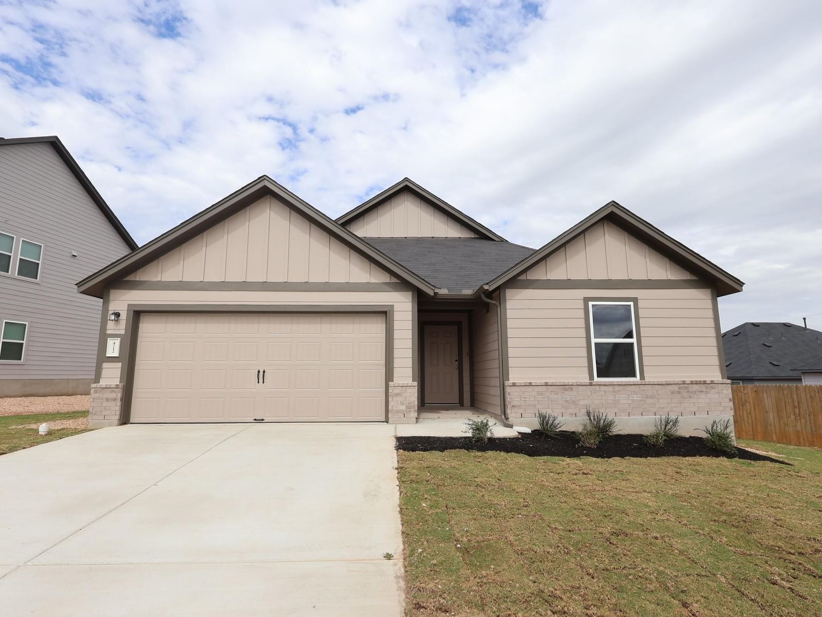 4712 Lava Island DR - Photo 1