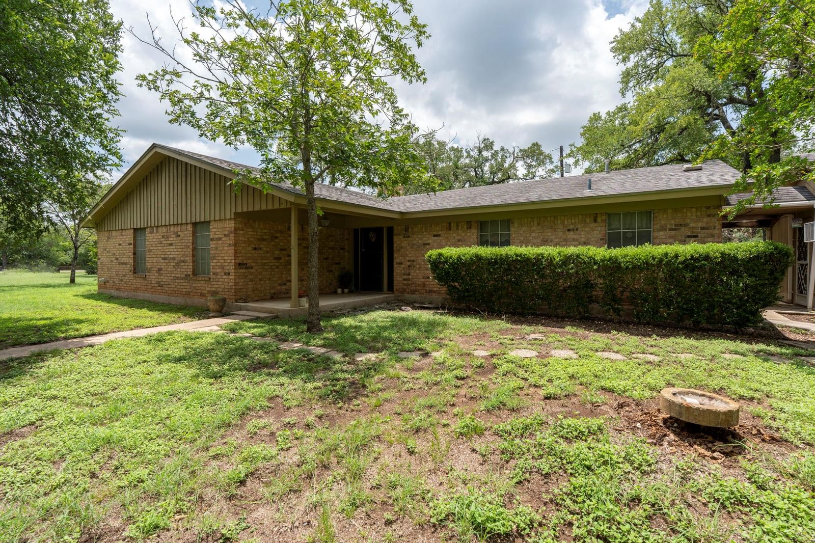 3511 Wyldwood RD - Photo 1