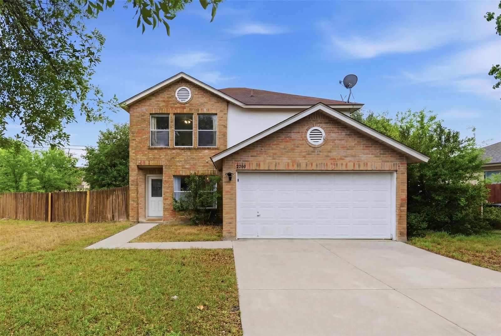2900 Donnell DR - Photo 1