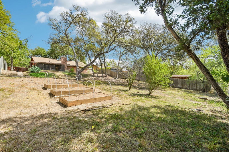 Property photo 36
