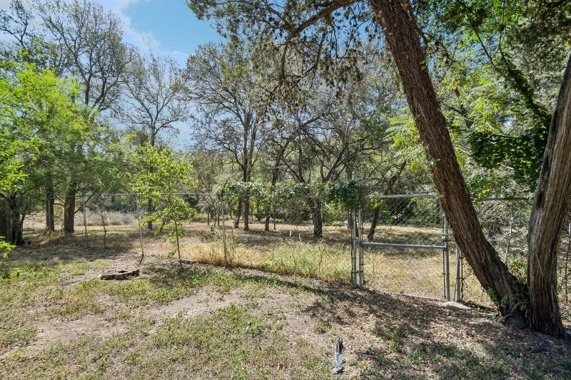 Property photo 37
