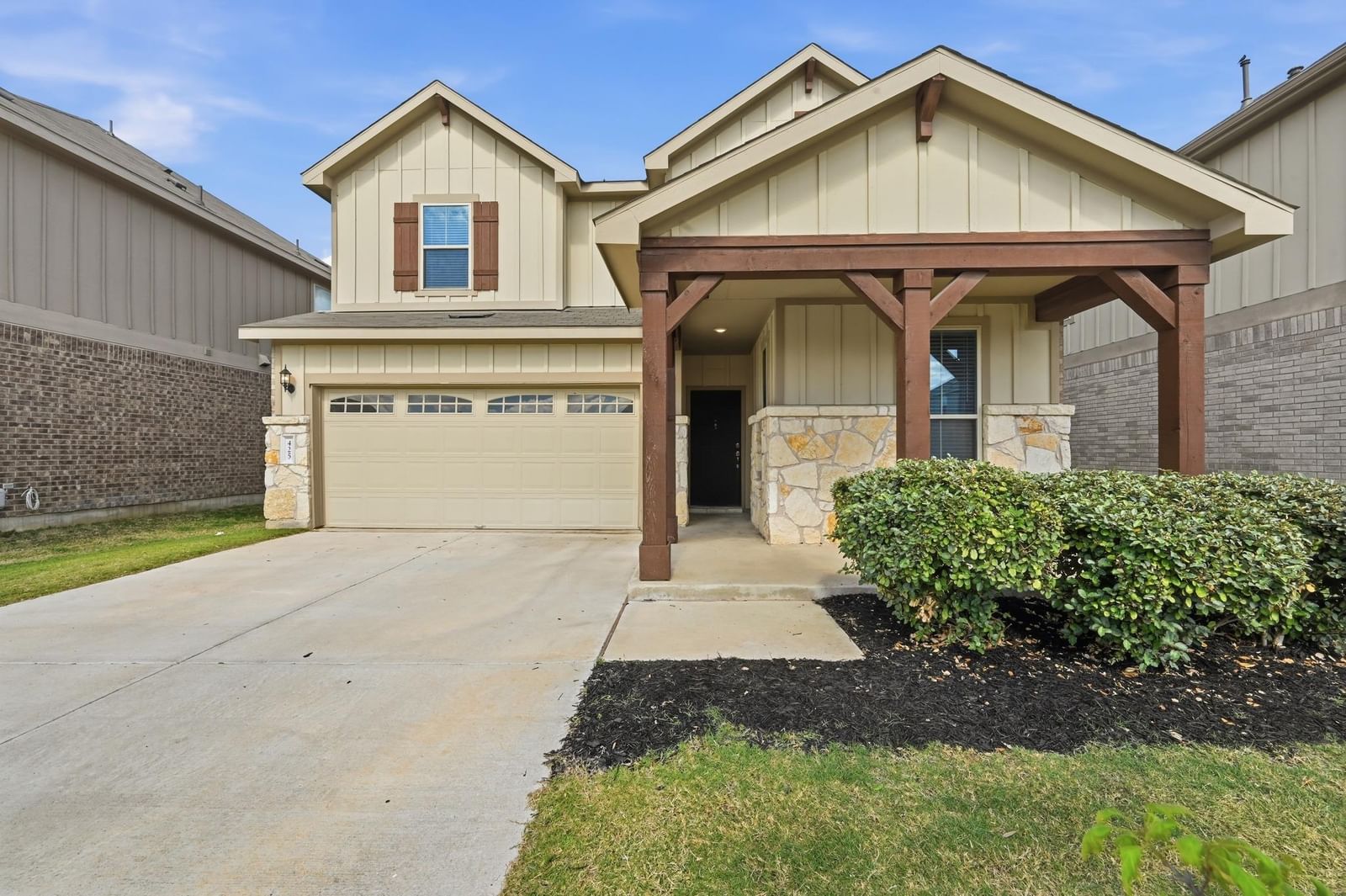 425 Purple Heart DR - Photo 1