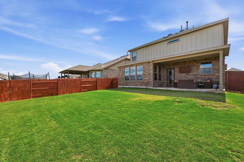 Property photo 32