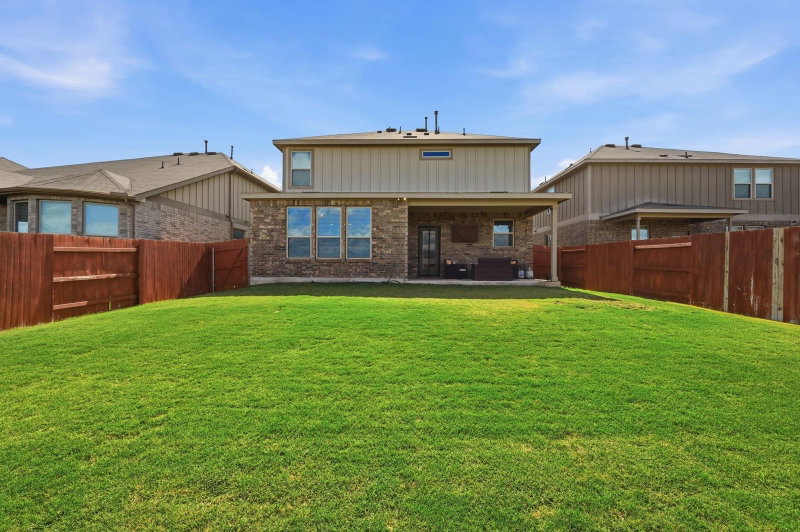 Property photo 33