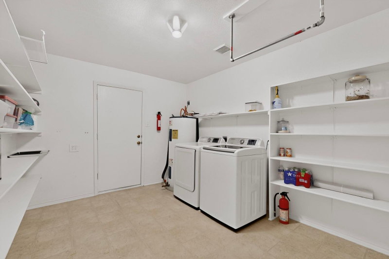 Property photo 28