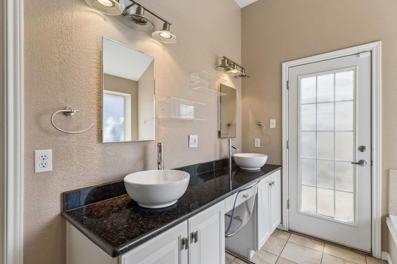 Property photo 32