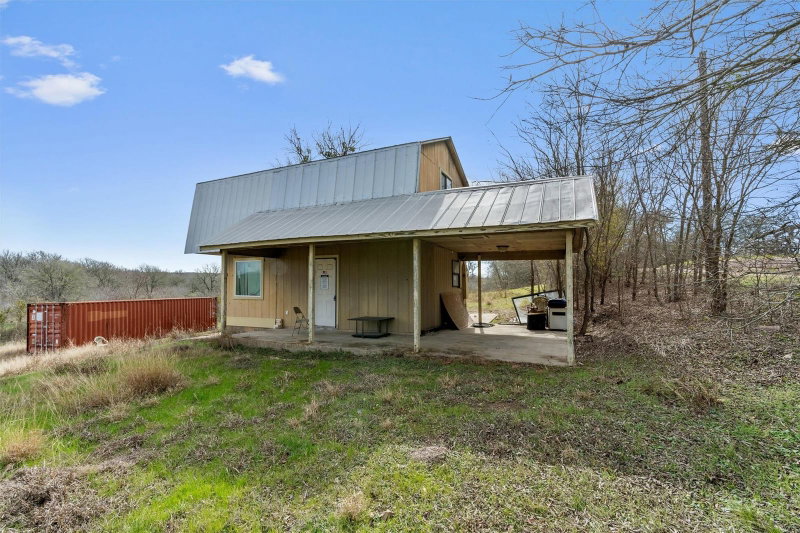 Property photo 38