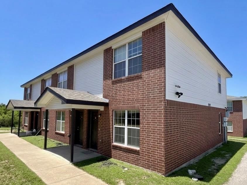 809 Industrial Ave - Photo 1
