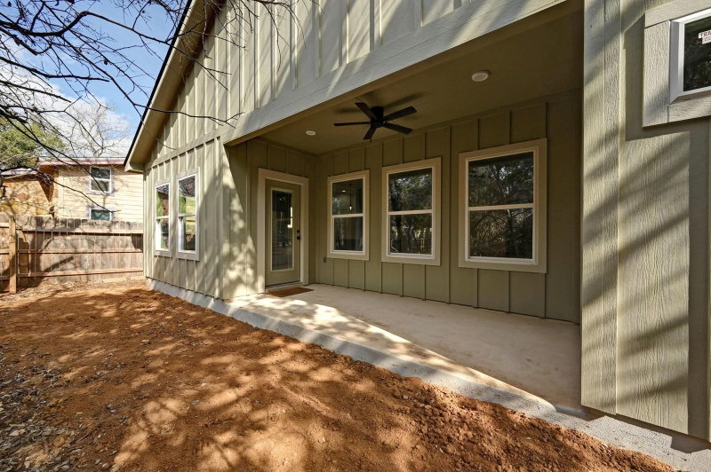 Property photo 32