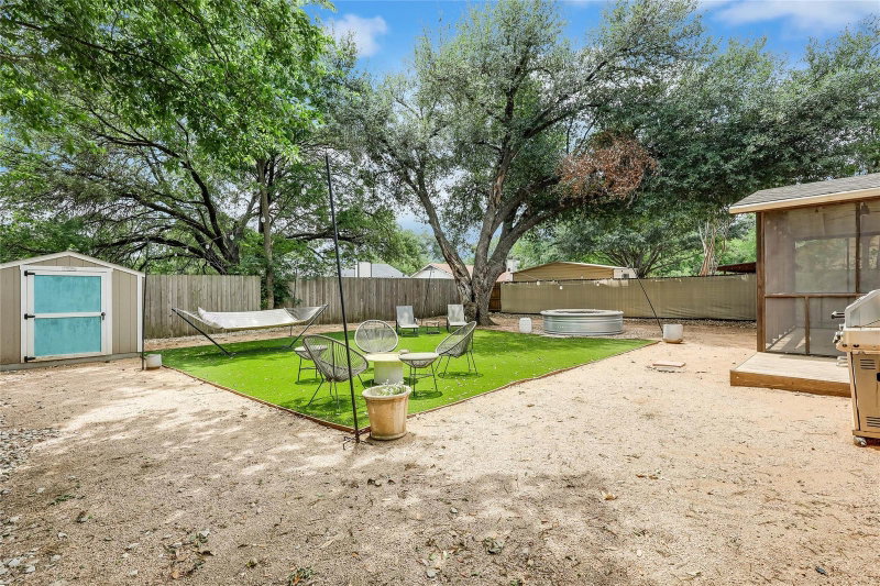 Property photo 33