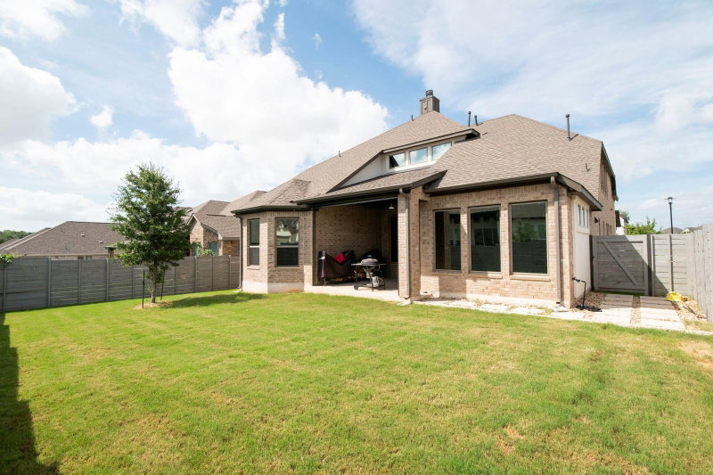 Property photo 35