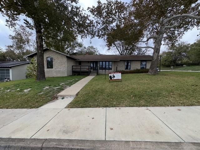 2101 Vanderbilt LN - Photo 1