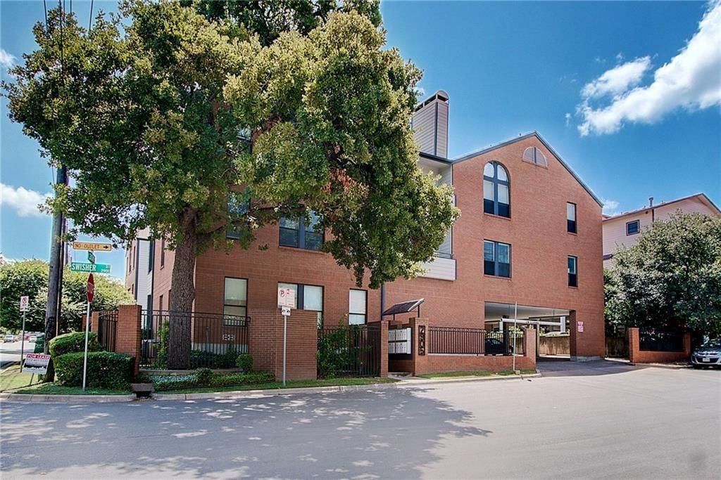 2905 Swisher ST #205 - Photo 1