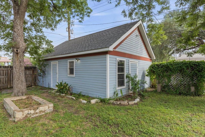 Property photo 24
