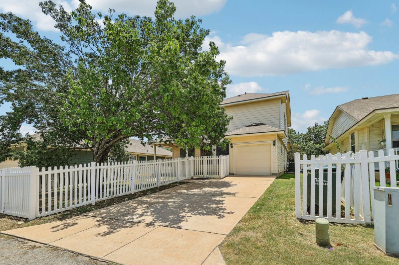 Property photo 38