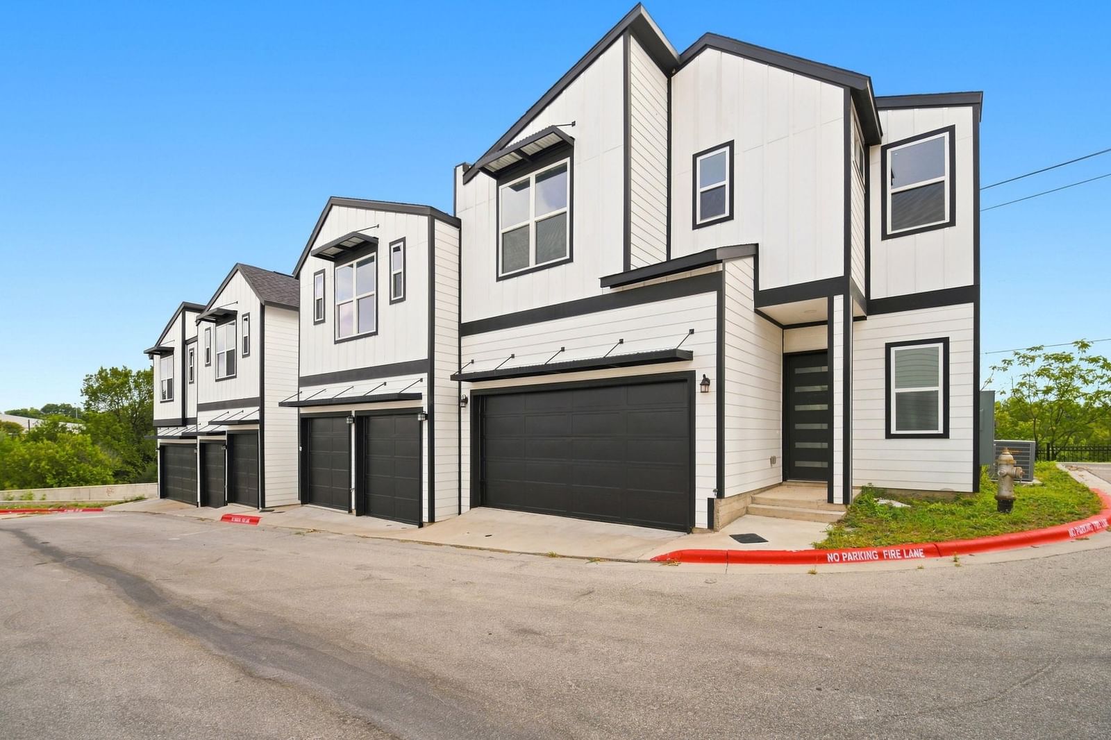 1300 Mckie DR #33 - Photo 1