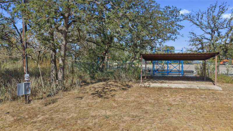 Property photo 40