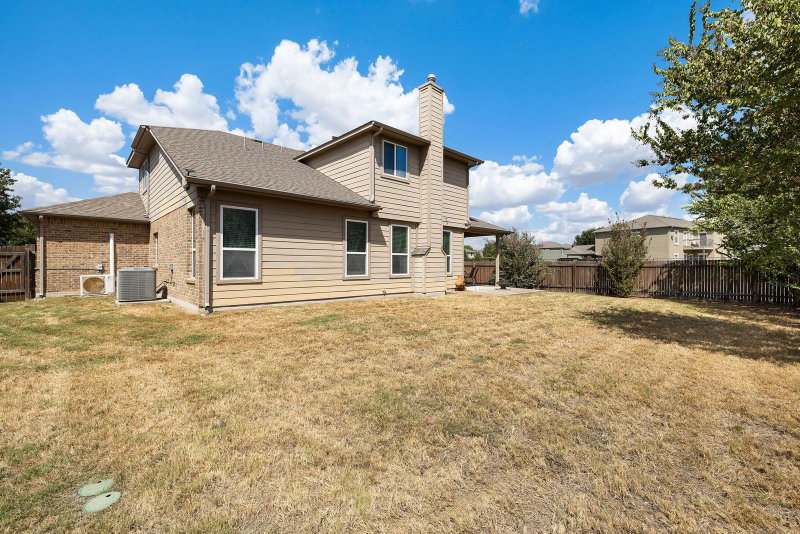 Property photo 32