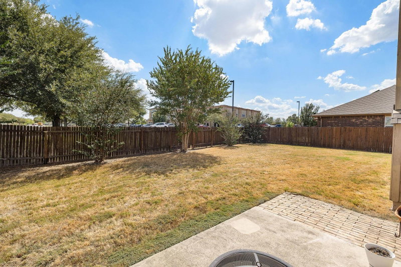Property photo 33