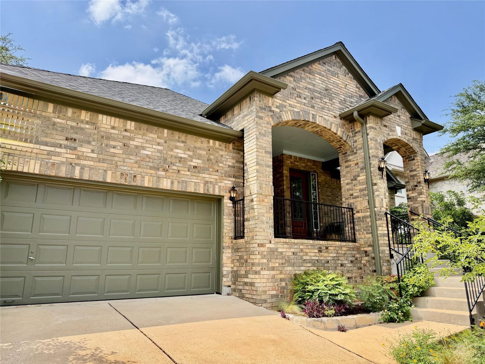 8024 COBBLESTONE - Photo 1