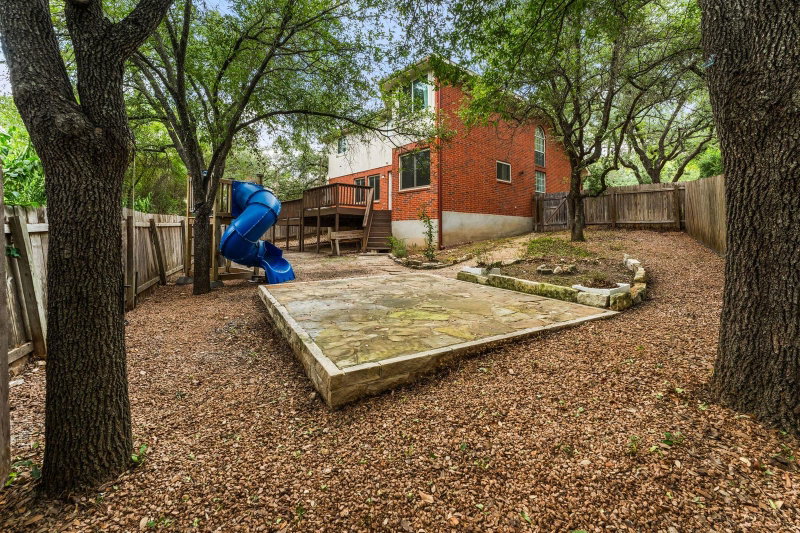 Property photo 34