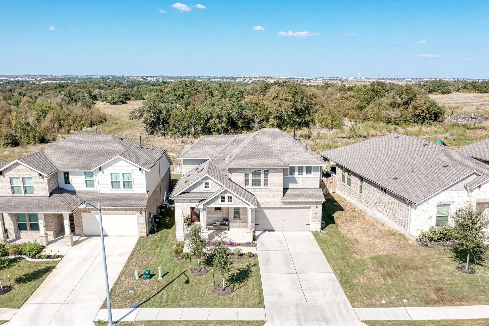 521 Elm Green ST - Photo 1