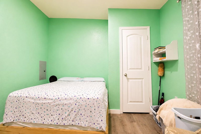 Property photo 25