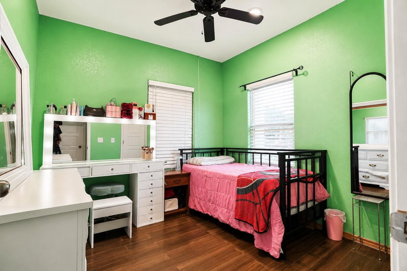Property photo 34