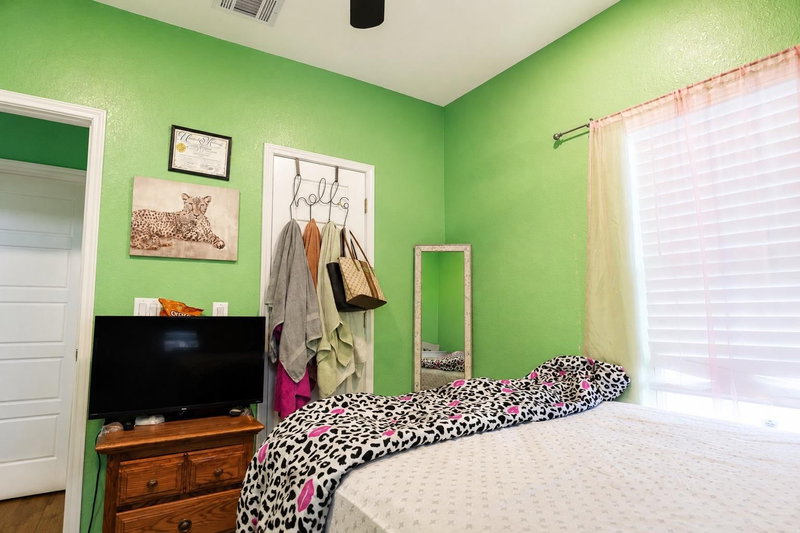 Property photo 35