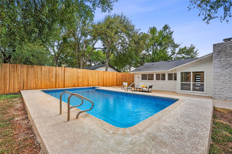 Property photo 32