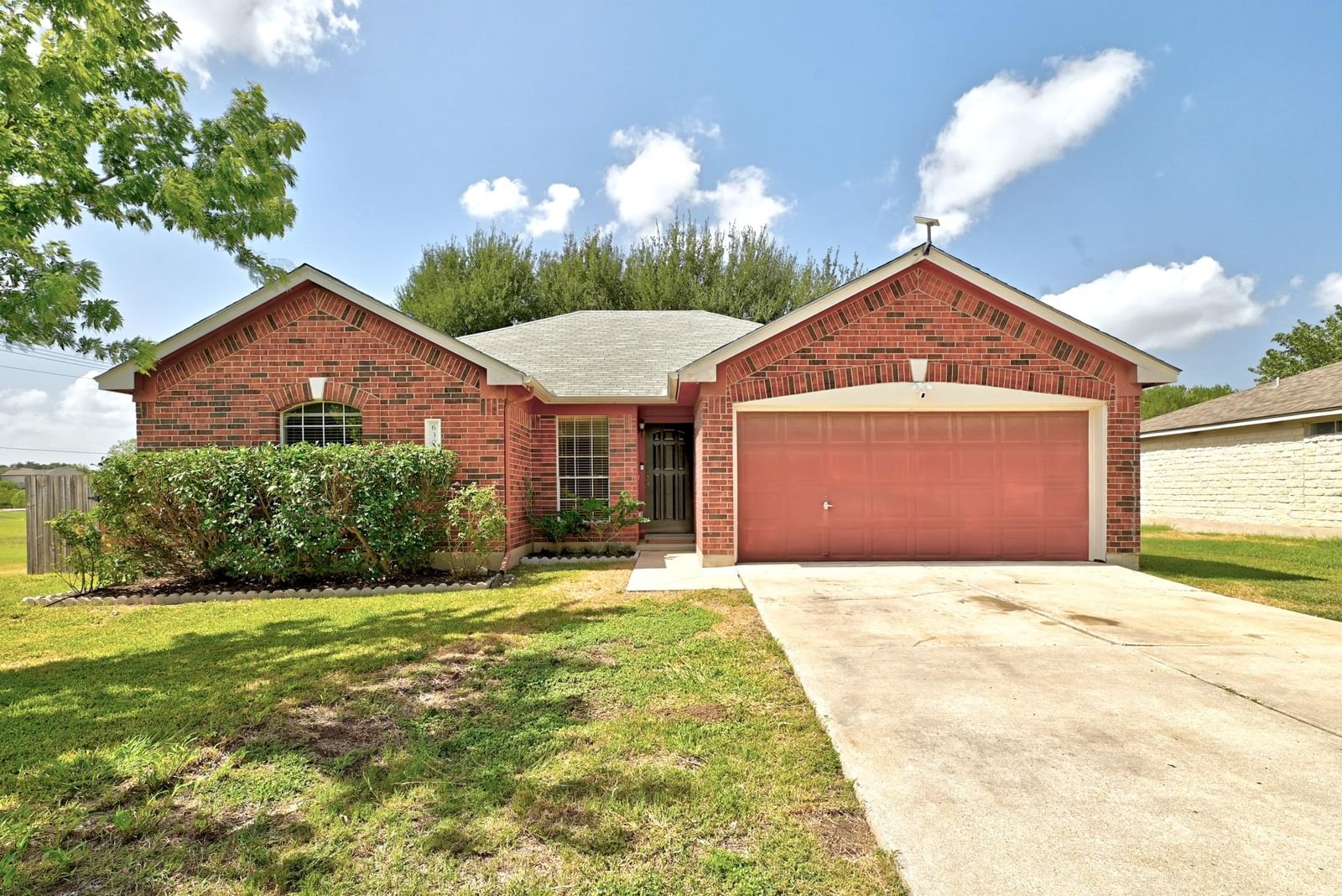 630 Masonwood DR - Photo 1
