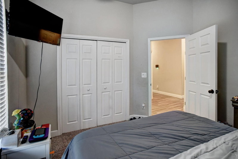 Property photo 24