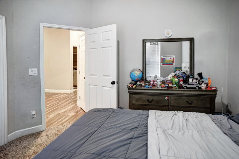 Property photo 25