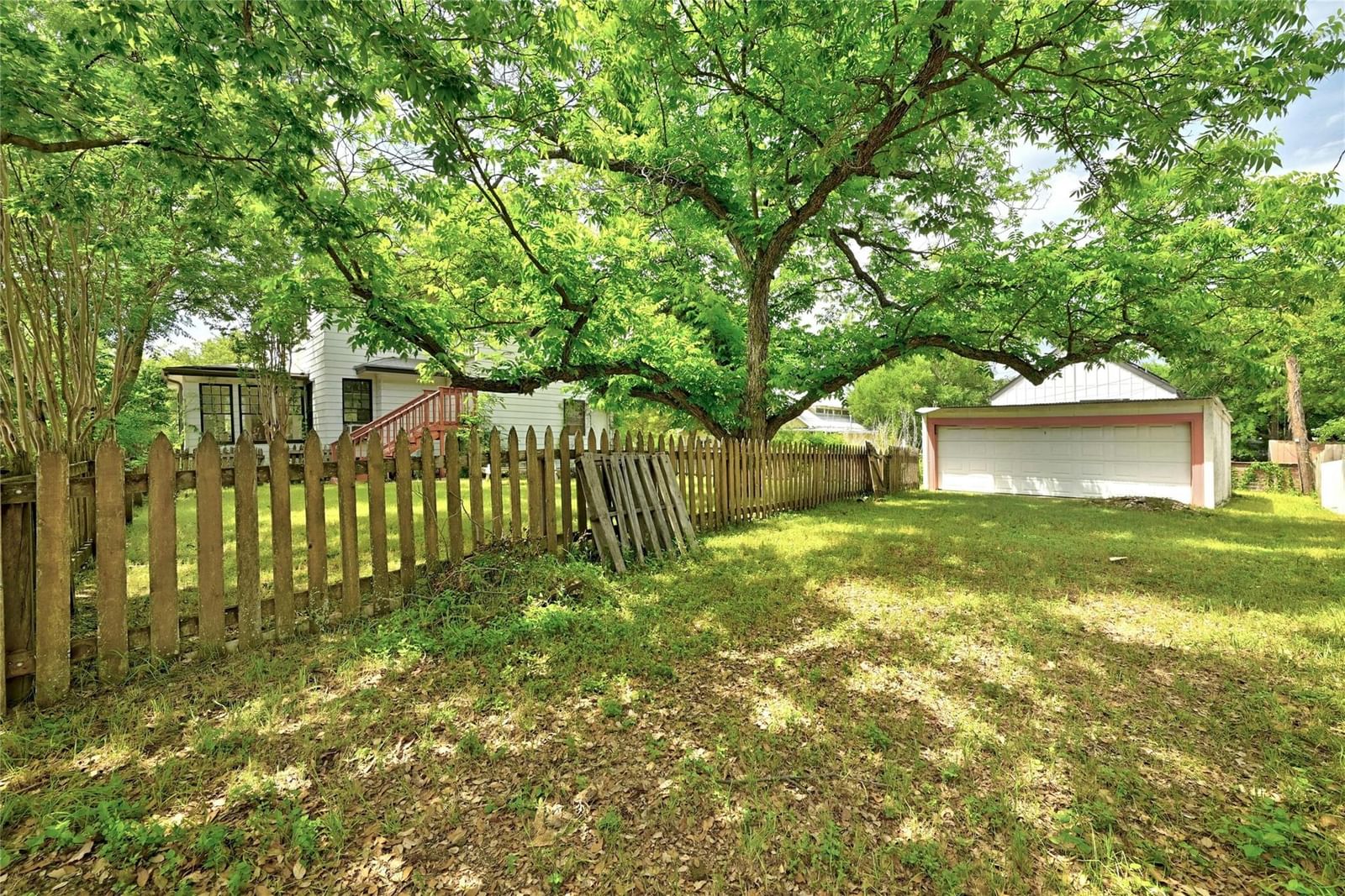 Photo 32