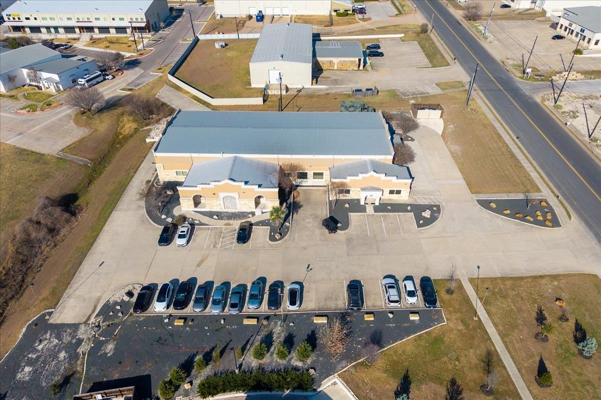 Photo 32