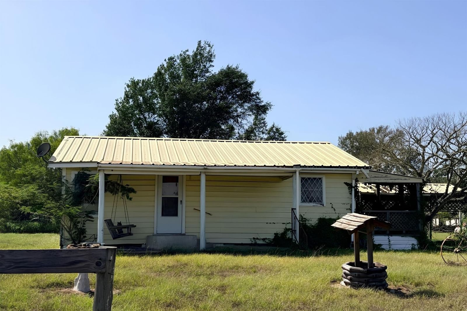 143 Krchnak RD, La Grange, TX, 78945