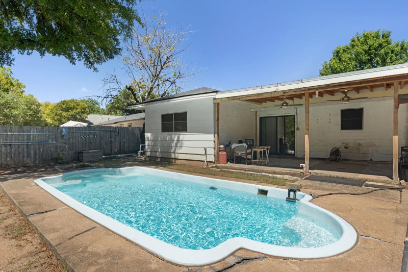 Property photo 31