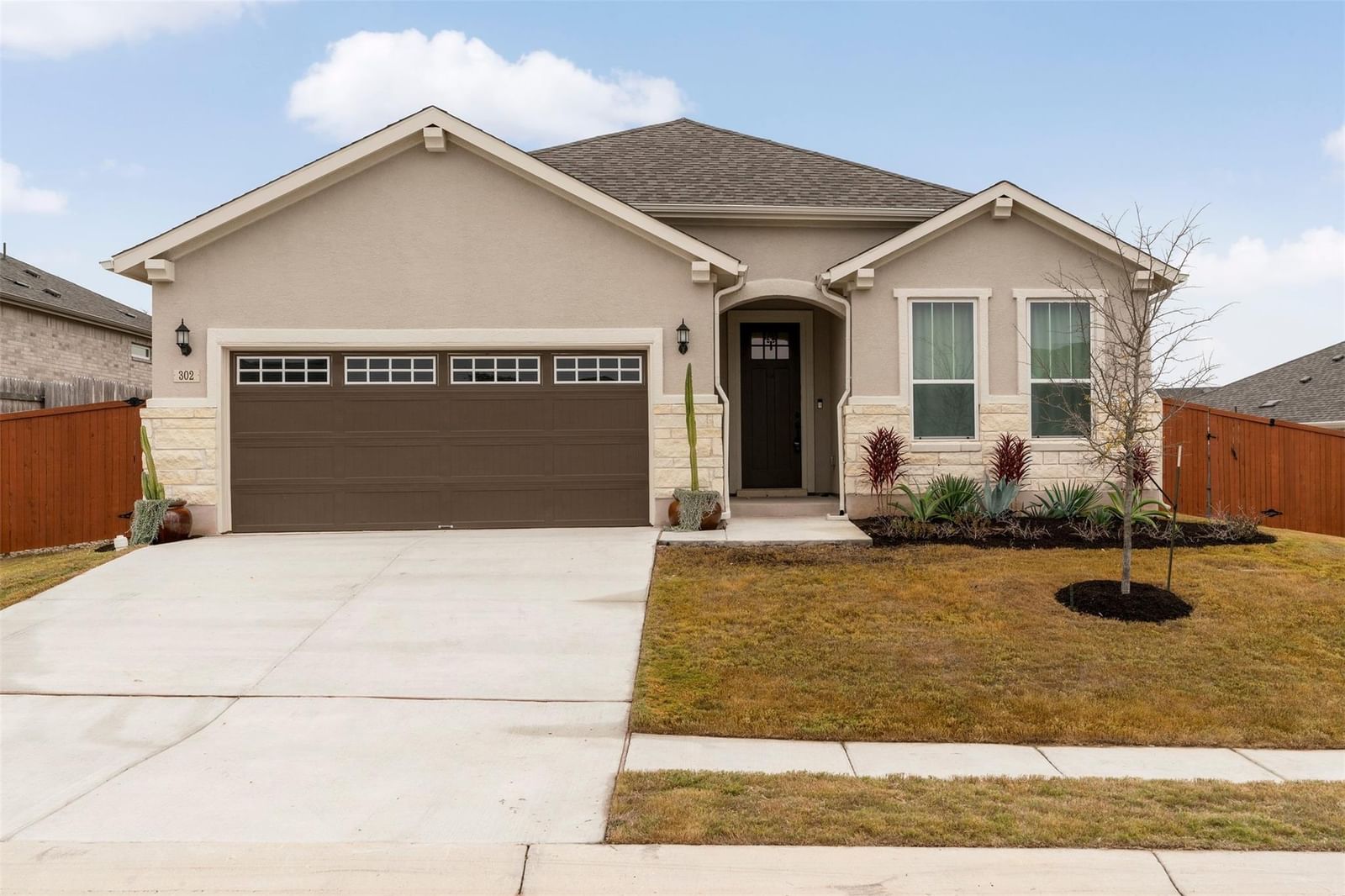302 Barn Hill LOOP - Photo 1