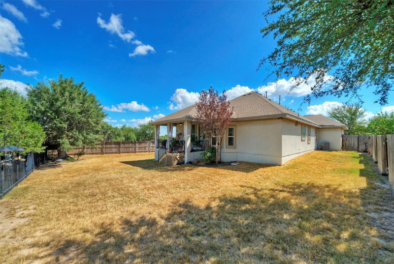 Property photo 32