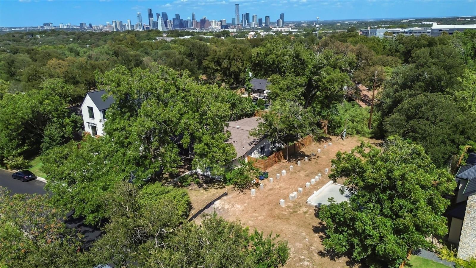 2320 Westoak DR - Photo 1