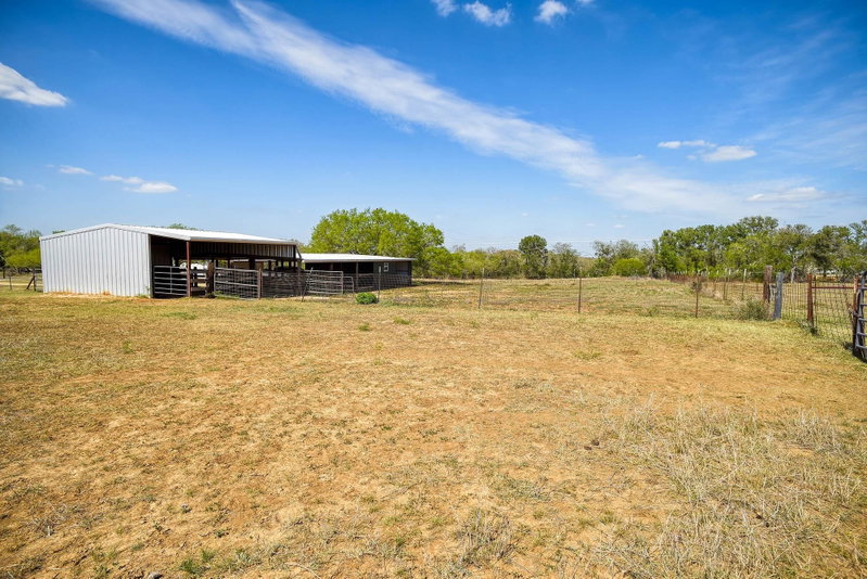 Property photo 37