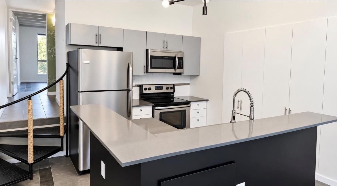 5802 Circulo DR #4D - Photo 1