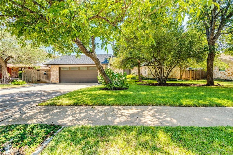 Property photo 35