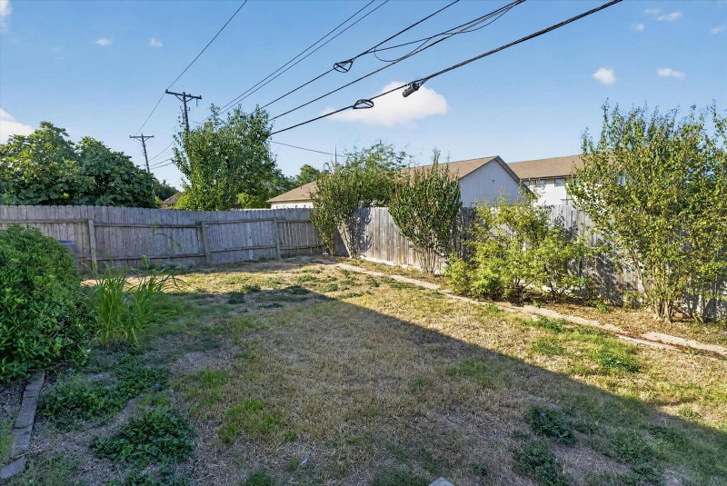 Property photo 33
