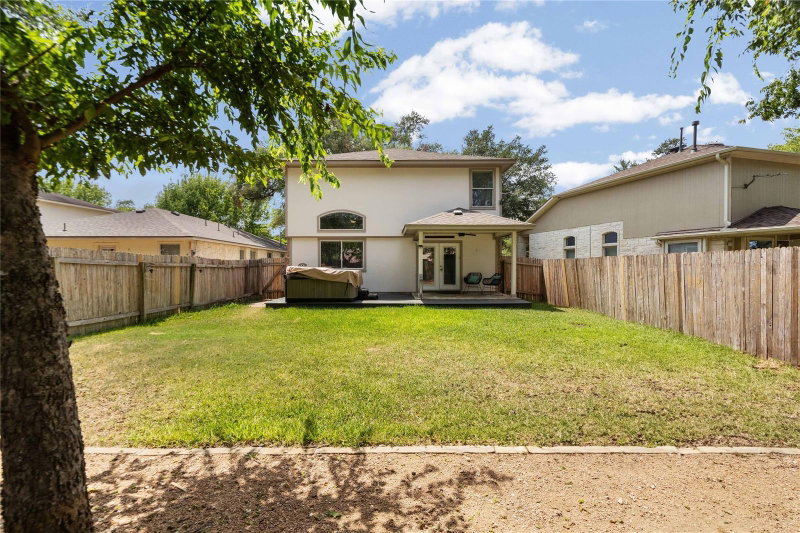 Property photo 32