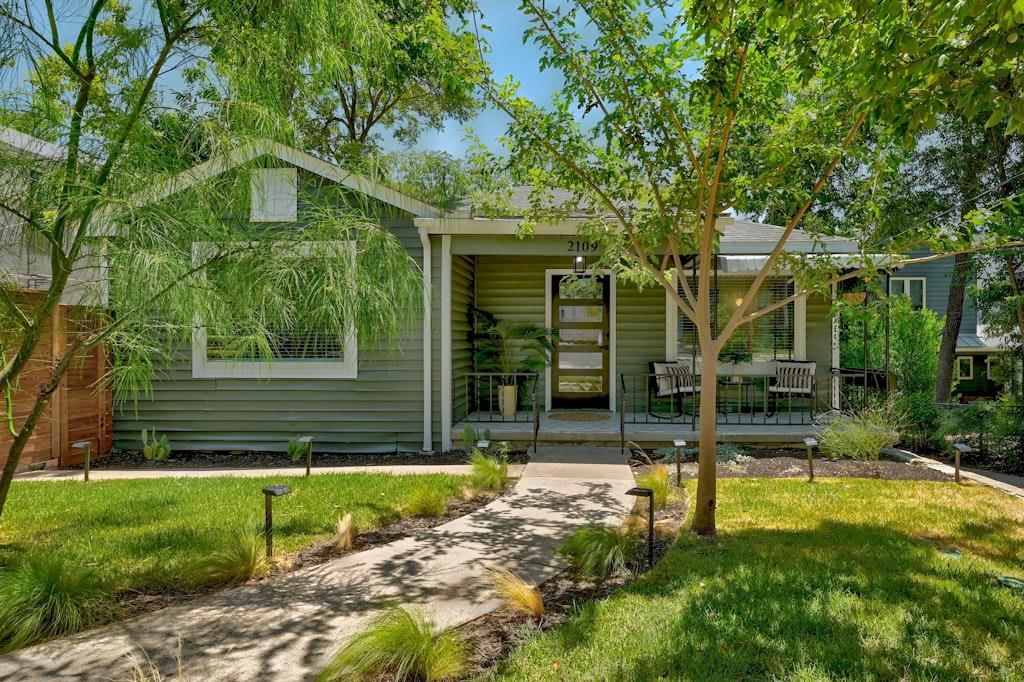 2109 Brackenridge ST - Photo 1