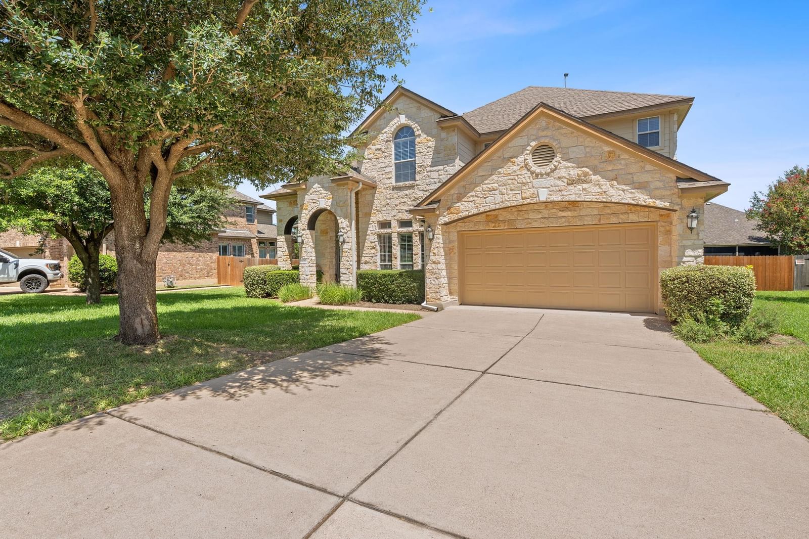 16212 Wynstone LN - Photo 1