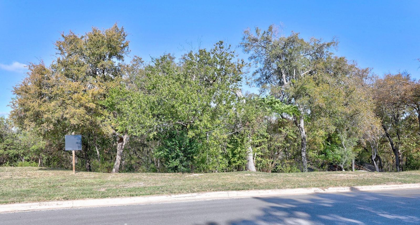 506 Quail Creek DR - Photo 1