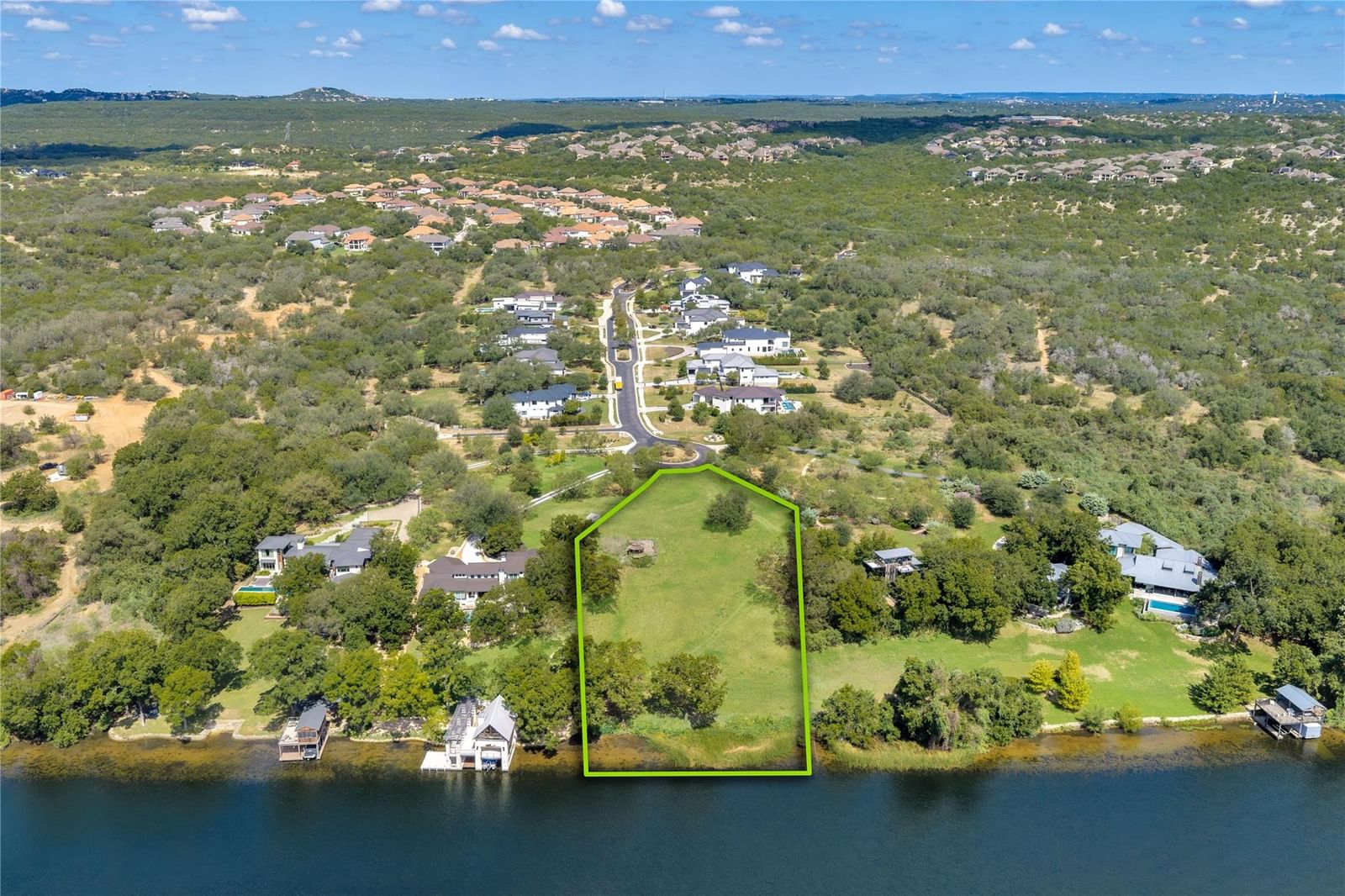 924 Cypress Grove DR - Photo 1